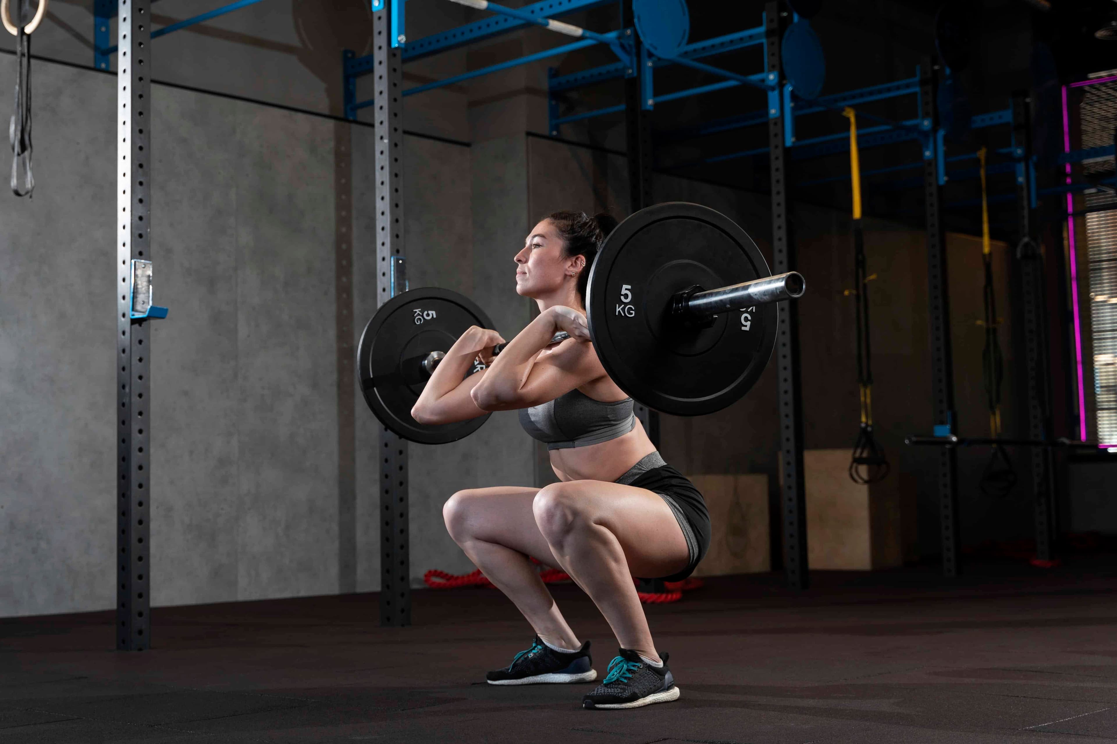 How to Perform a Front Squat to Get the Most Out of the Exercise