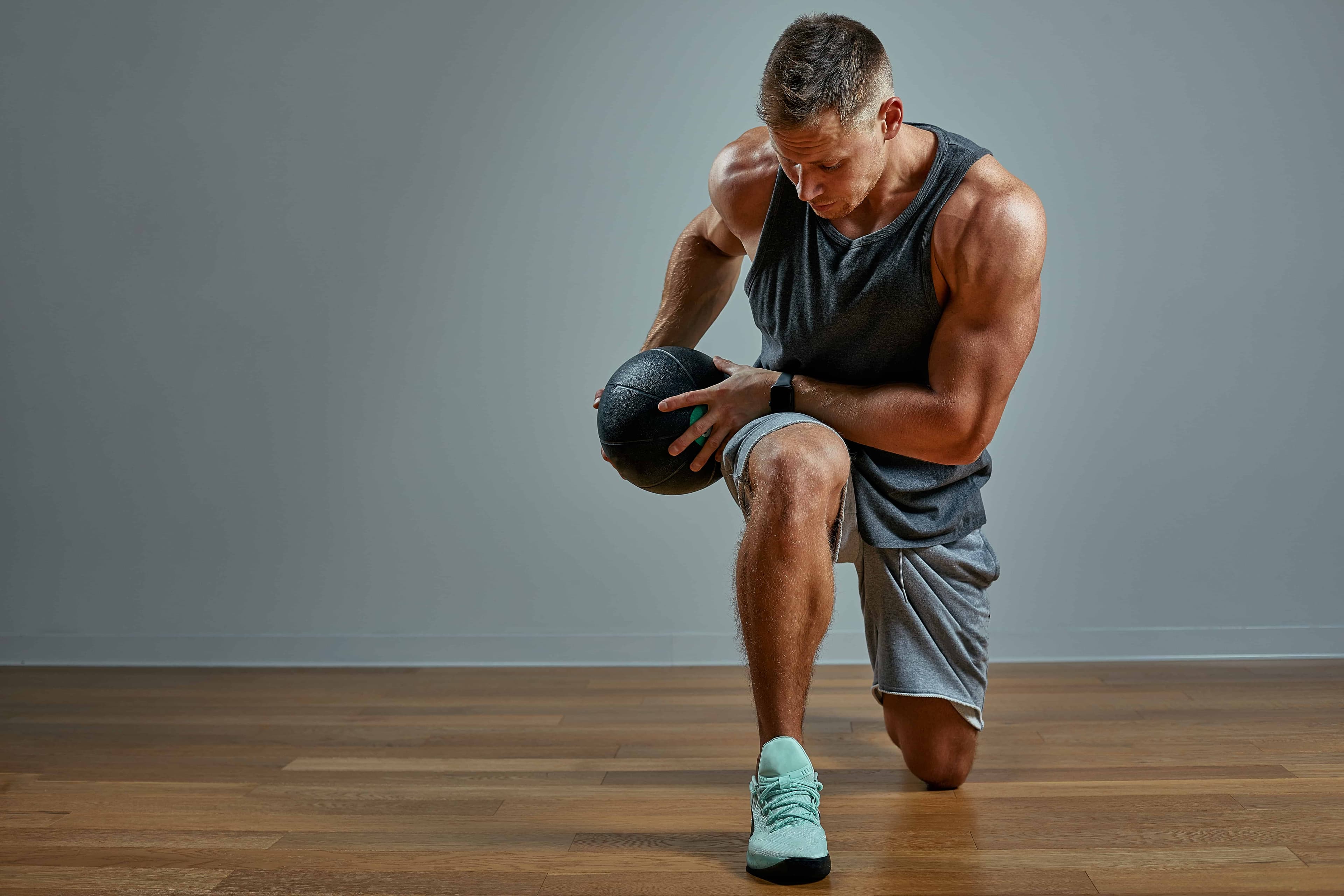 Some of the Best Kneeling Exercises to Try in a Workout