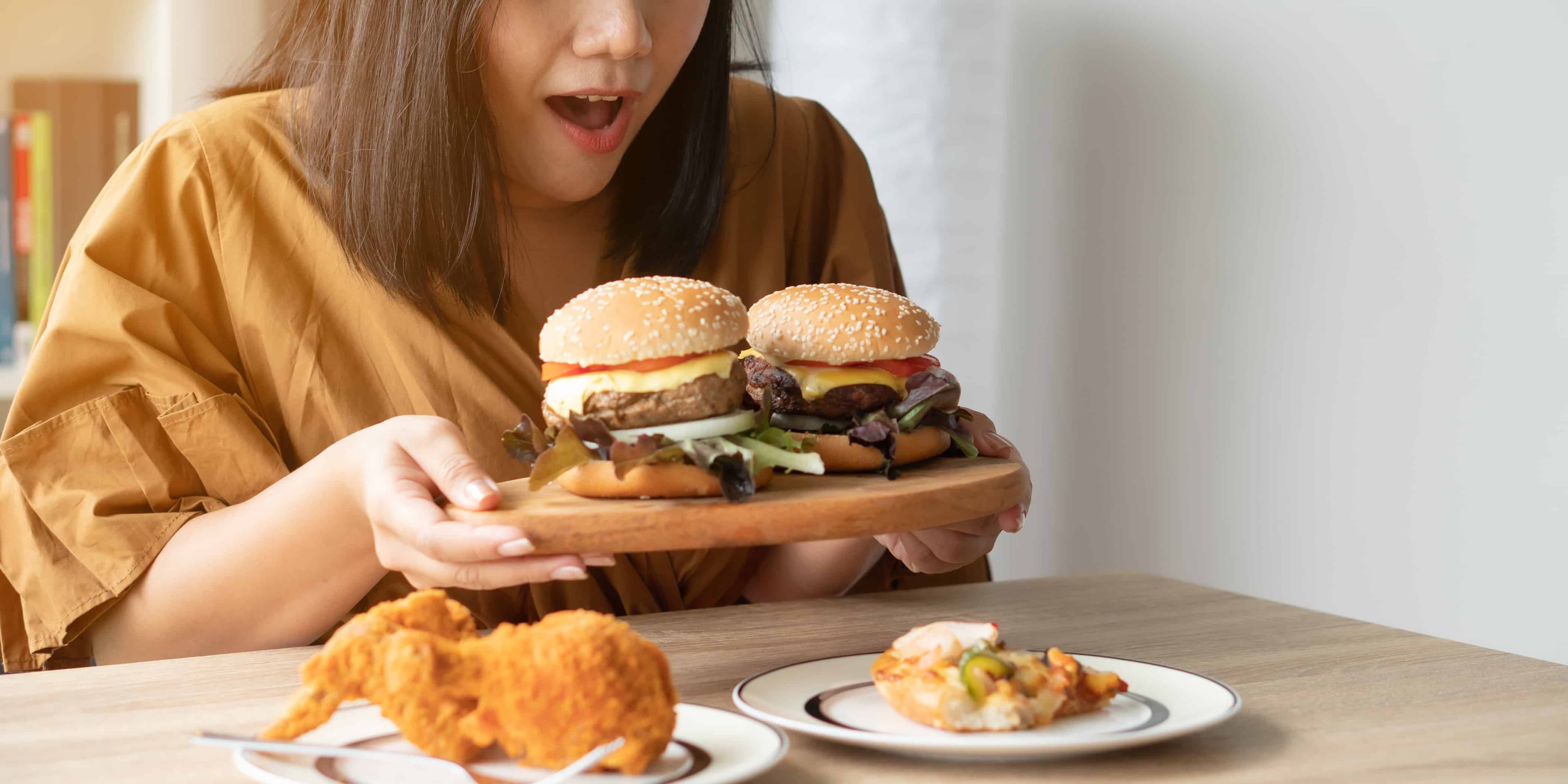 Getting Back on Track After Overeating: 9 Tips for Recovering from Binge Eating