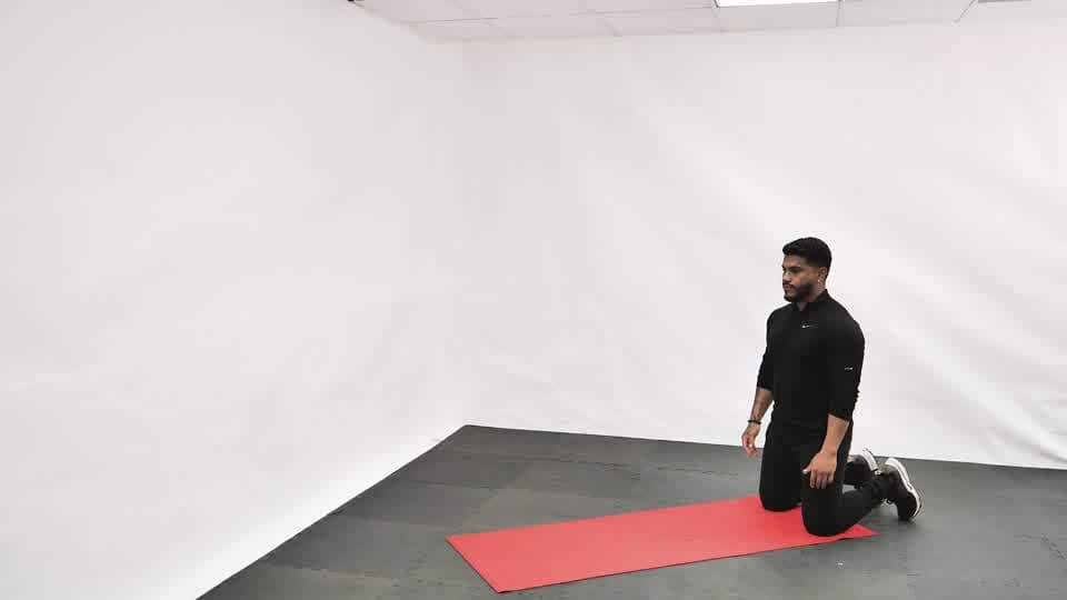 Warrior High Lunge Demonstration