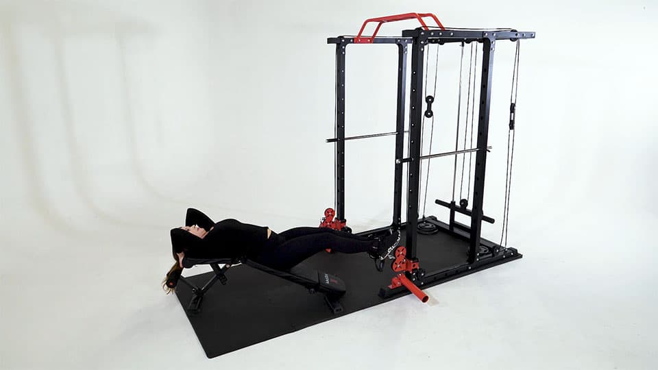 Decline Bench Cable Knee Raise Demonstration