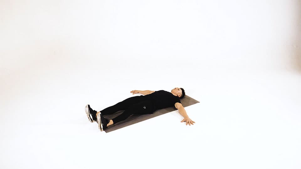 Alternating Floor Leg Raise Demonstration