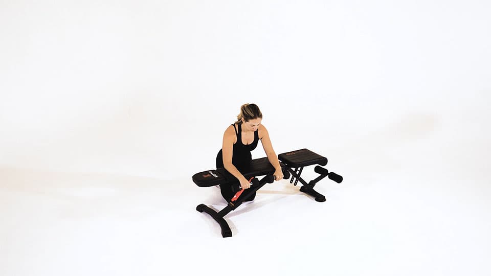Dumbbell Wrist Curl (Palms Down) Demonstration