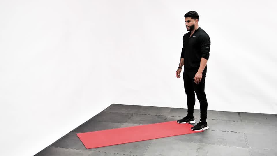 Forward Lunge with Rotation Demonstration