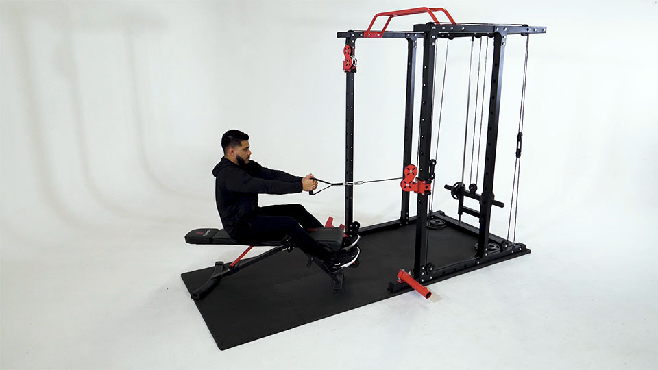 Single-arm cable seated row 