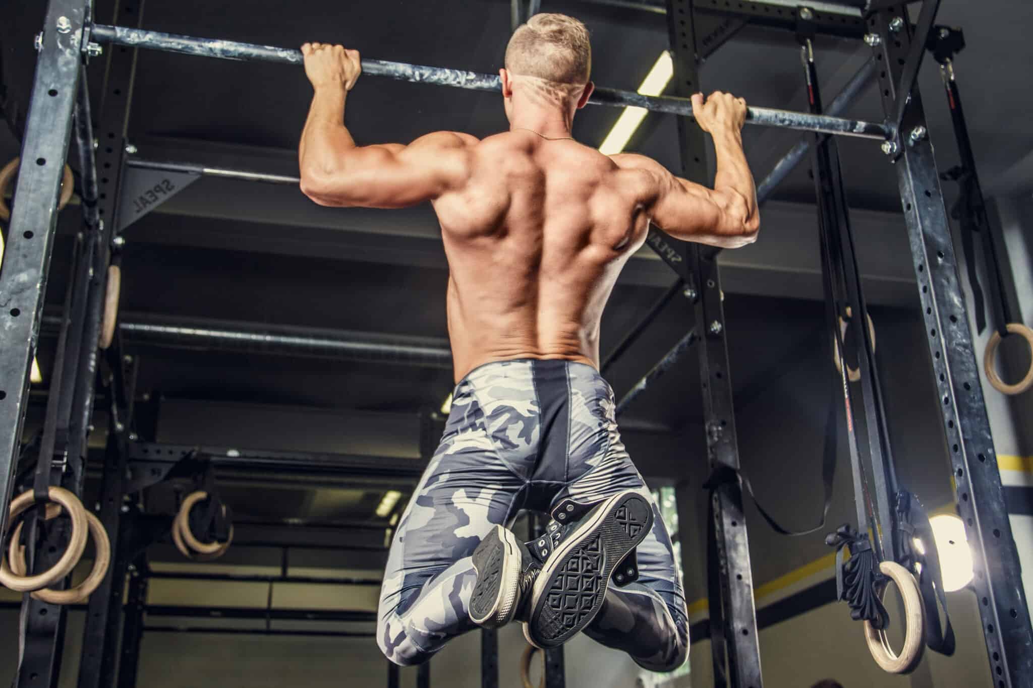 Featured Exercises: Differences Between a Chin-Up & Pull-Up